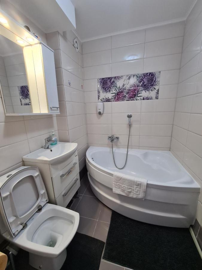 Apartament Ultra Central 1 Hunedoara Exterior photo